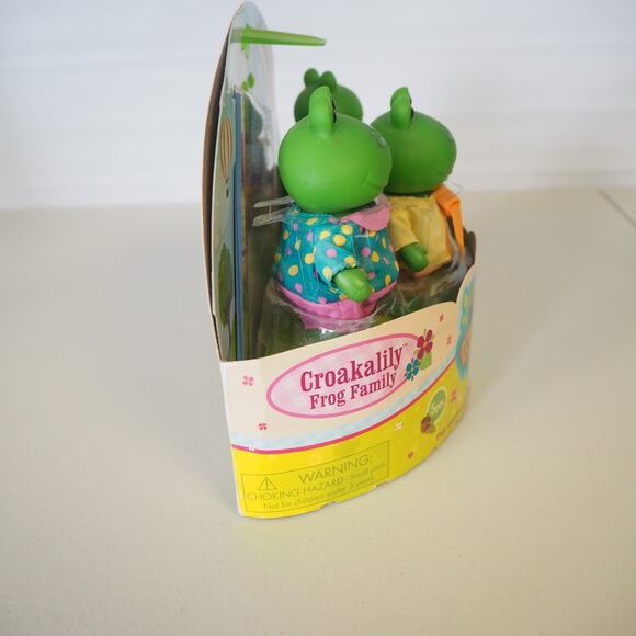 Li'l Woodzeez Famileez Croakalily Frog Family With Storybook 5 pc Set In Box - Picture 7 of 10
